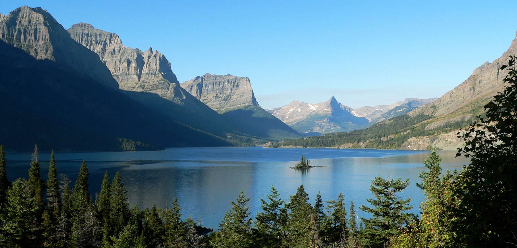 St_Mary_Lake